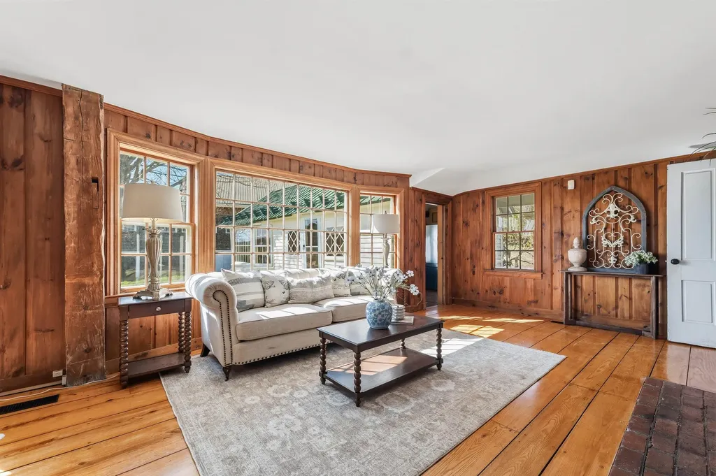 255 John Tasker Road Barnstead NH 03218-3581
