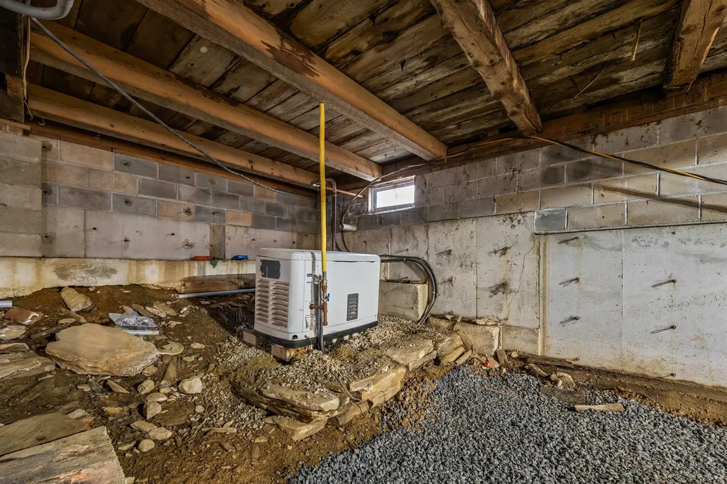 255 John Tasker Road Barnstead NH 03218-3581