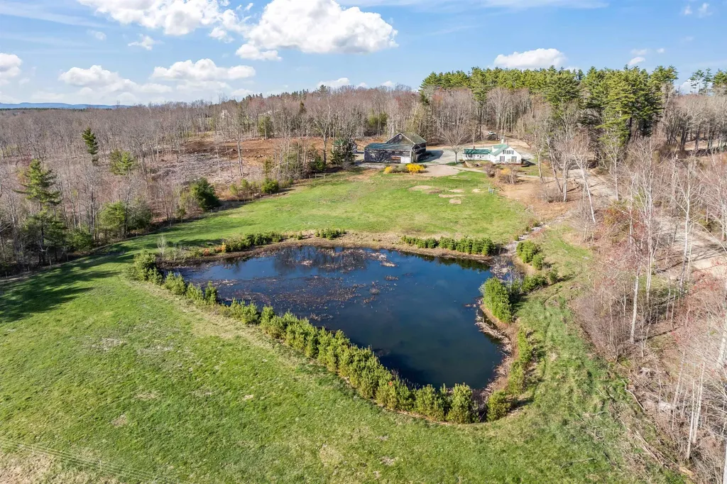 255 John Tasker Road Barnstead NH 03218-3581