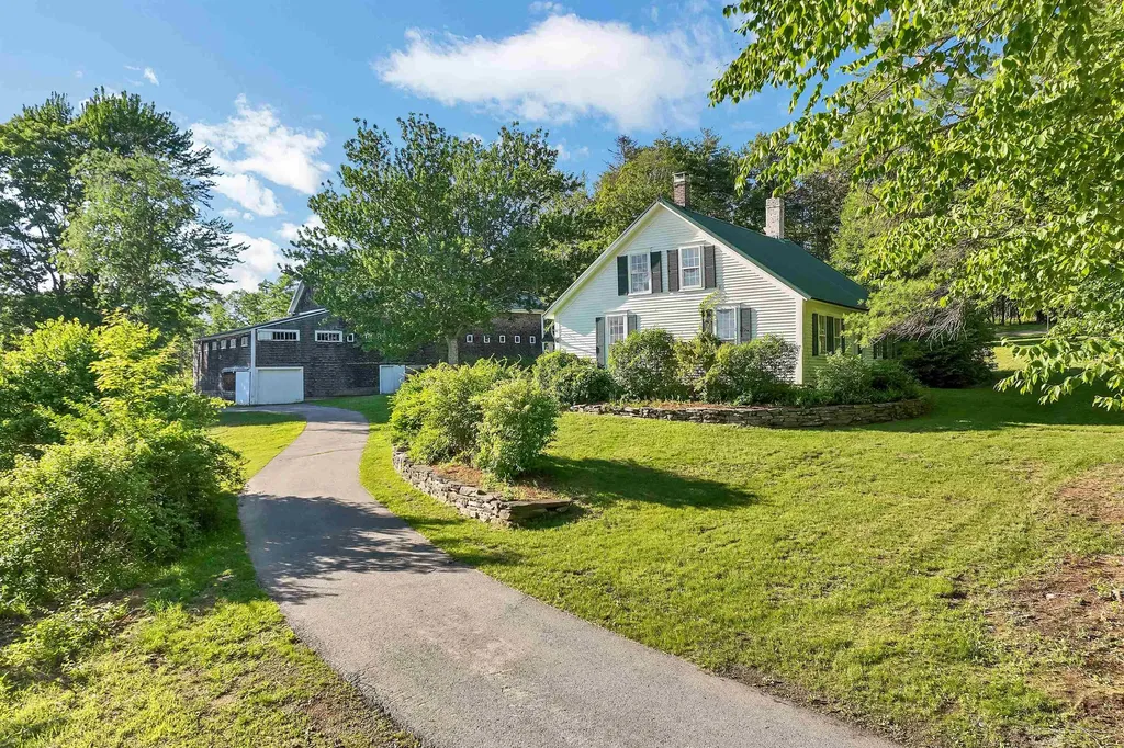 255 John Tasker Road Barnstead NH 03218-3581