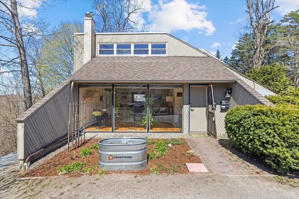 352 Colchester Avenue Burlington VT 05401