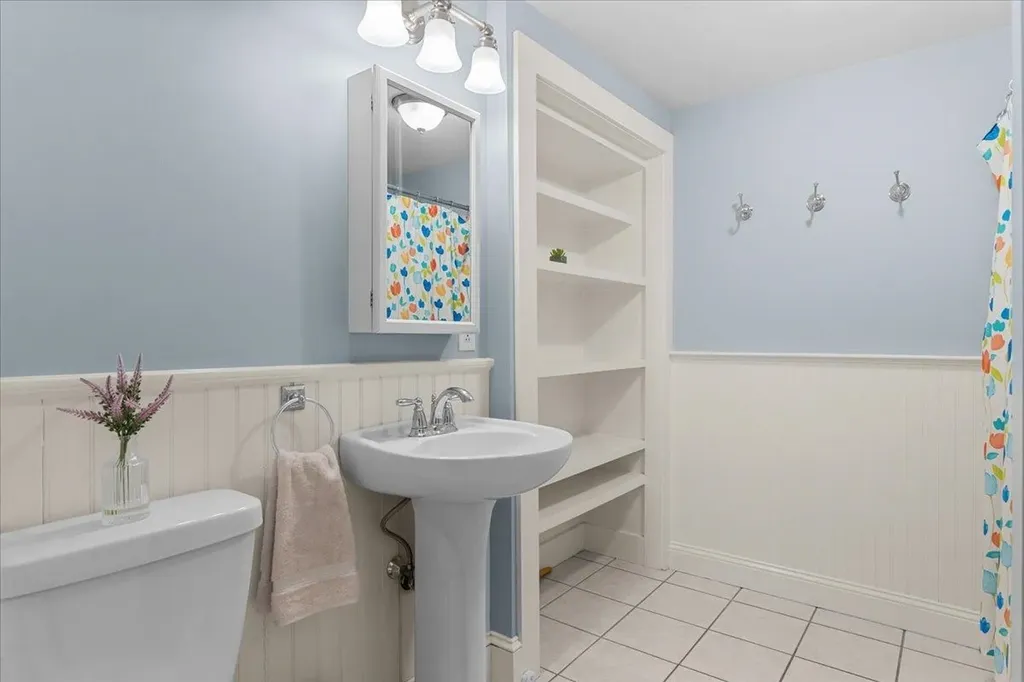 352 Colchester Avenue Burlington VT 05401