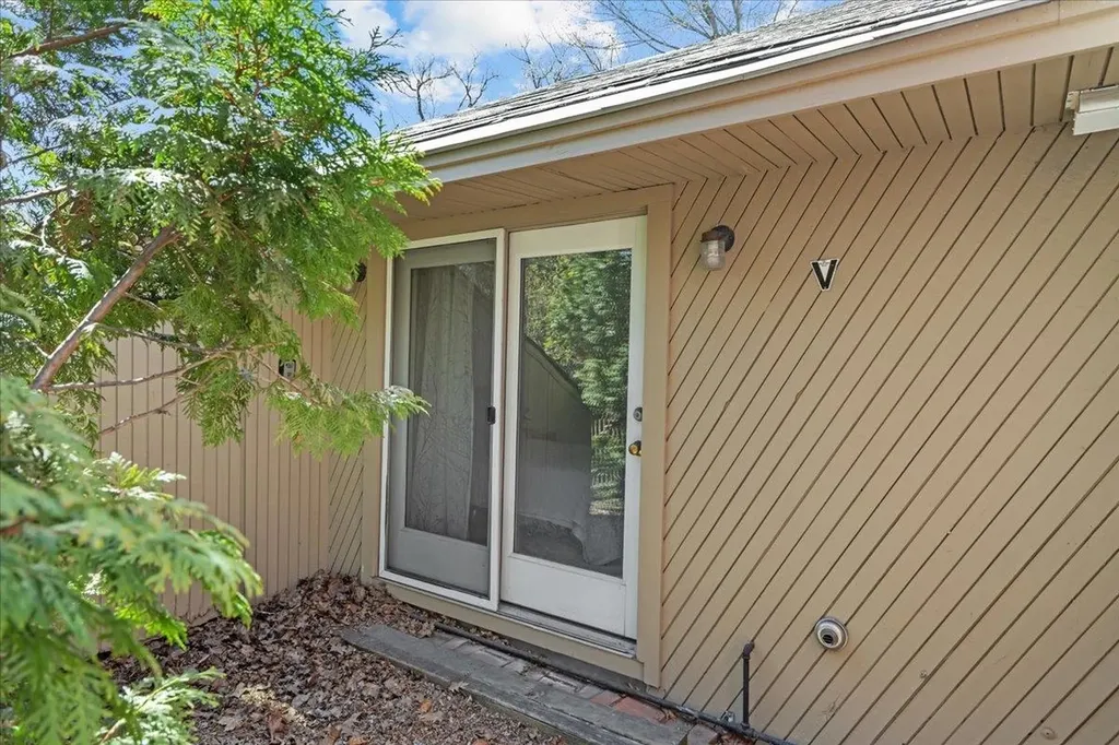 352 Colchester Avenue Burlington VT 05401