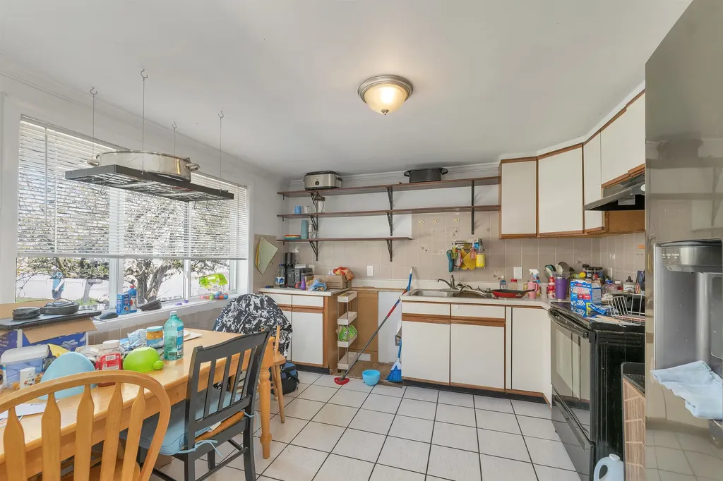 1B Balcom Street Nashua NH 03060
