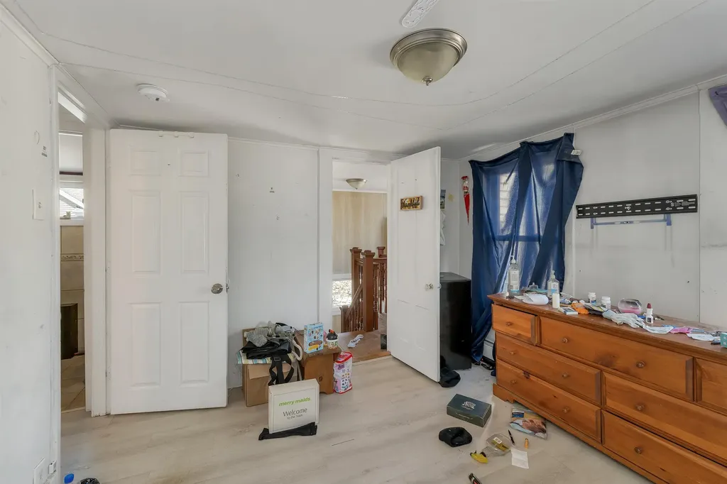 1B Balcom Street Nashua NH 03060