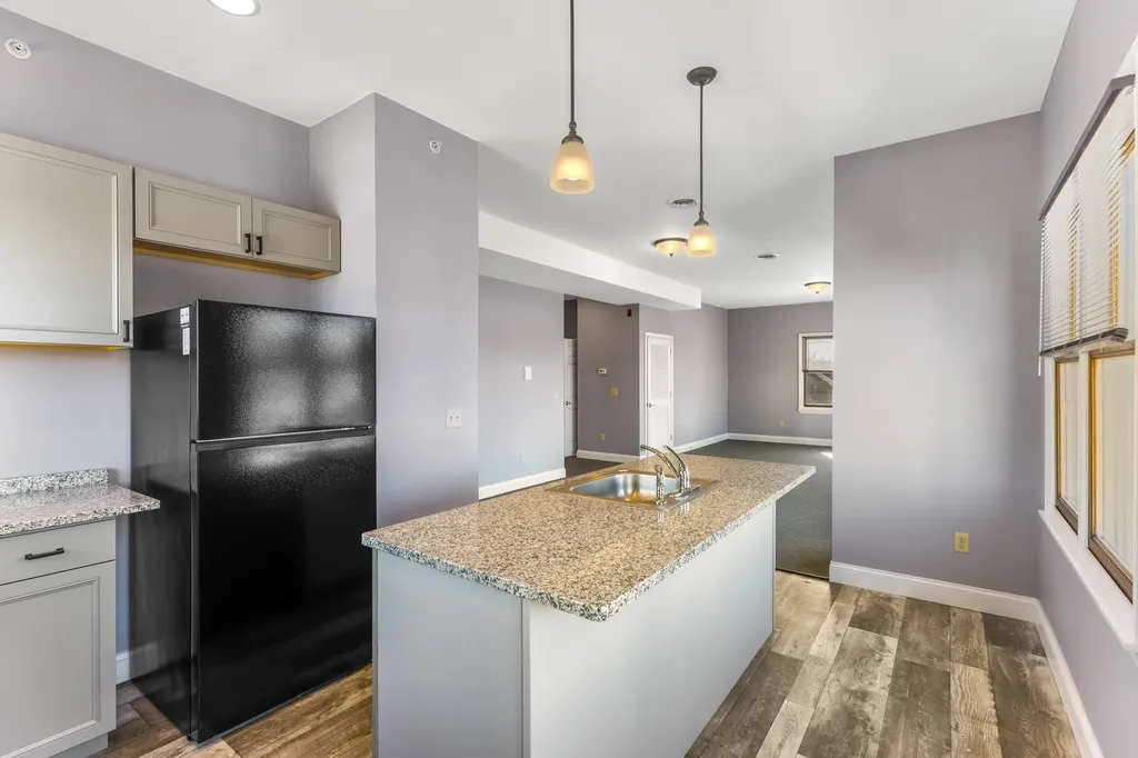 68 South Main Street Rochester NH 03867