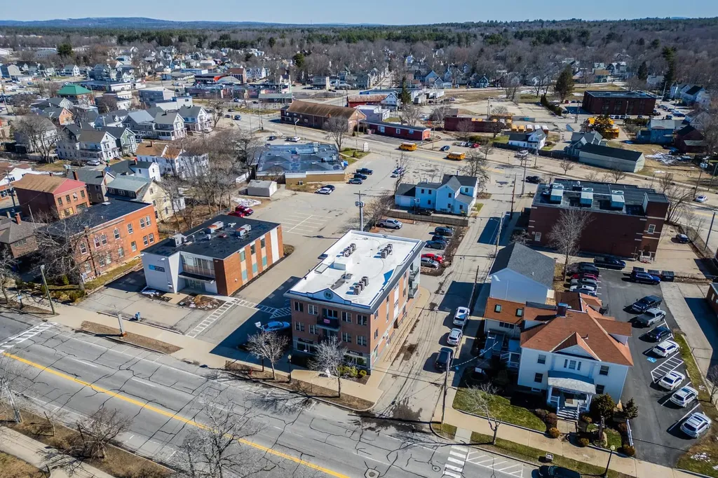 68 South Main Street Rochester NH 03867
