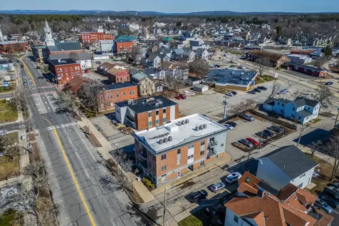 68 South Main Street Rochester NH 03867