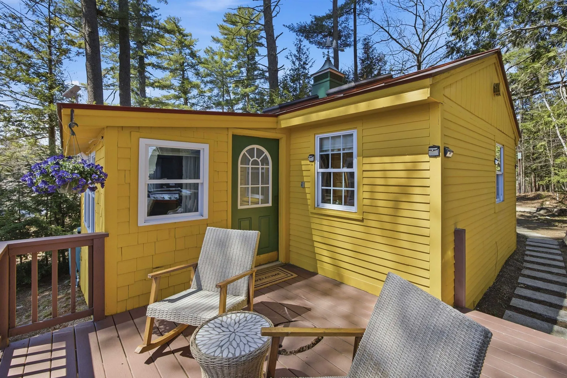 18 Holt Drive Deerfield NH 03037