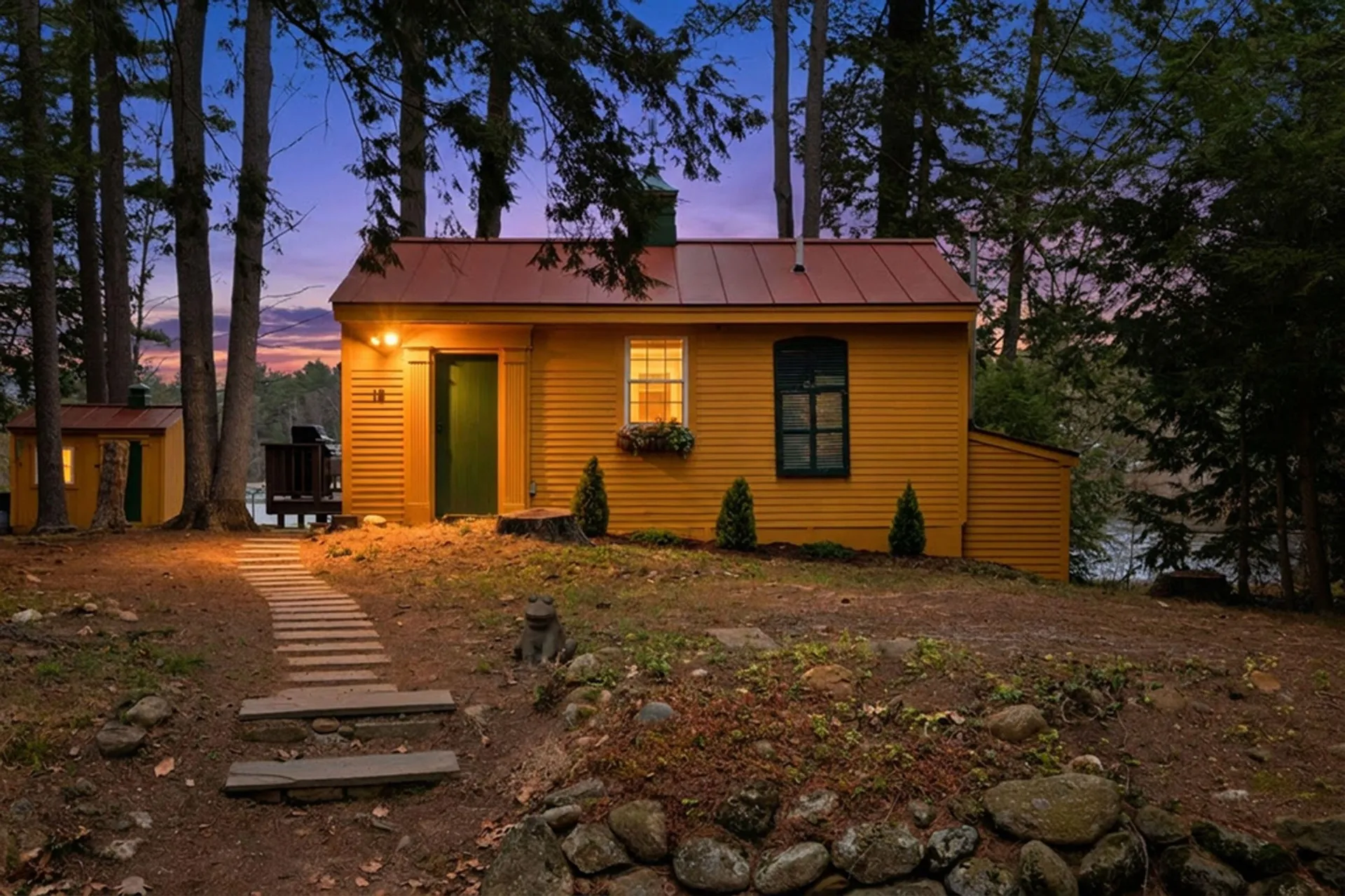 18 Holt Drive Deerfield NH 03037
