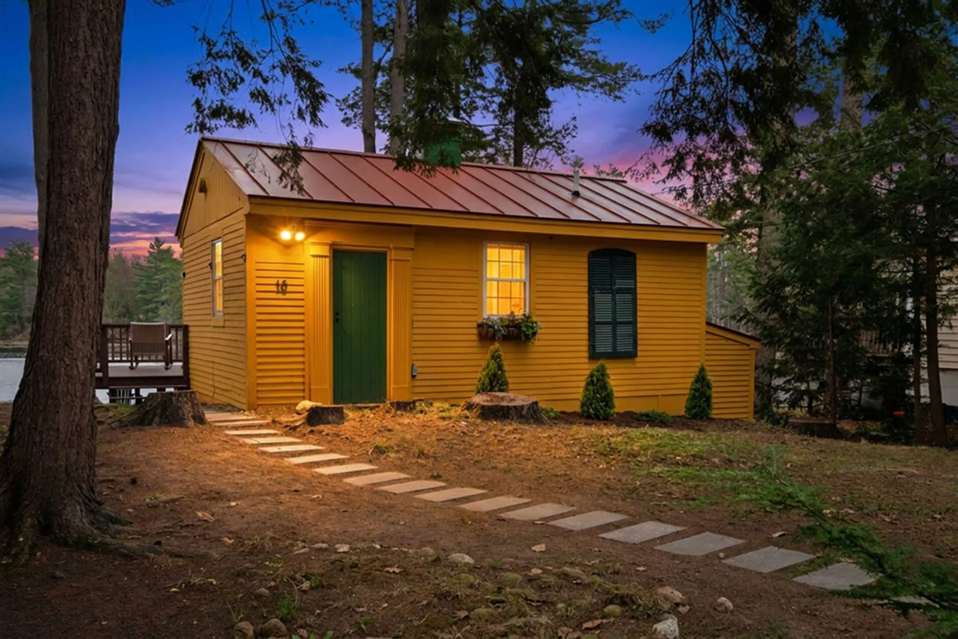 18 Holt Drive Deerfield NH 03037