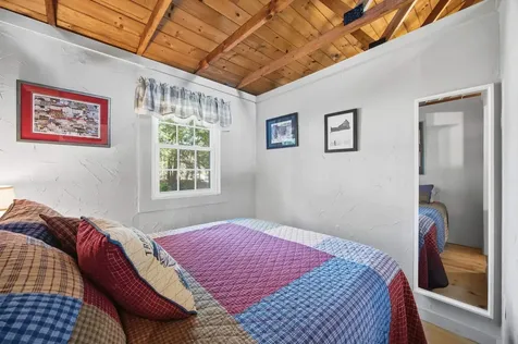 18 Holt Drive Deerfield NH 03037