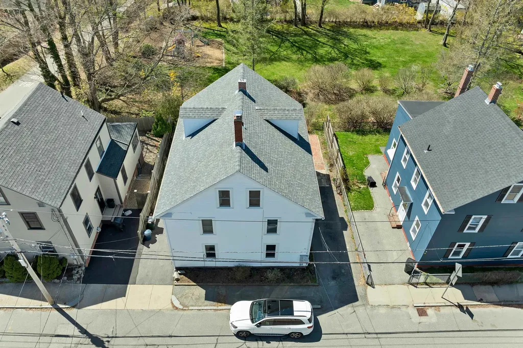 16 Chestnut Street Newburyport MA 01950