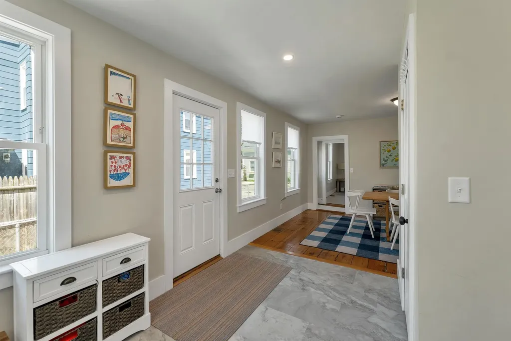 16 Chestnut Street Newburyport MA 01950
