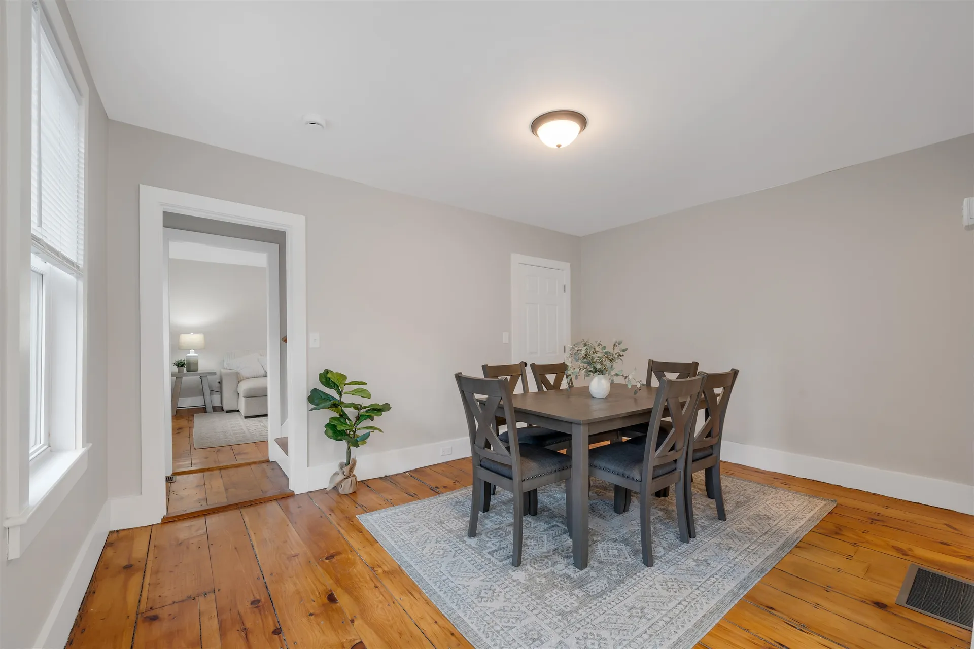 16 Chestnut Street Newburyport MA 01950