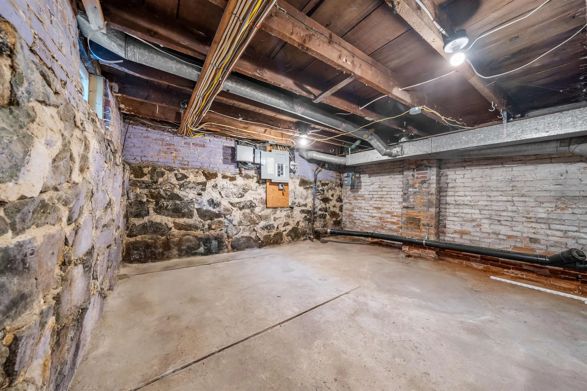 16 Chestnut Street Newburyport MA 01950