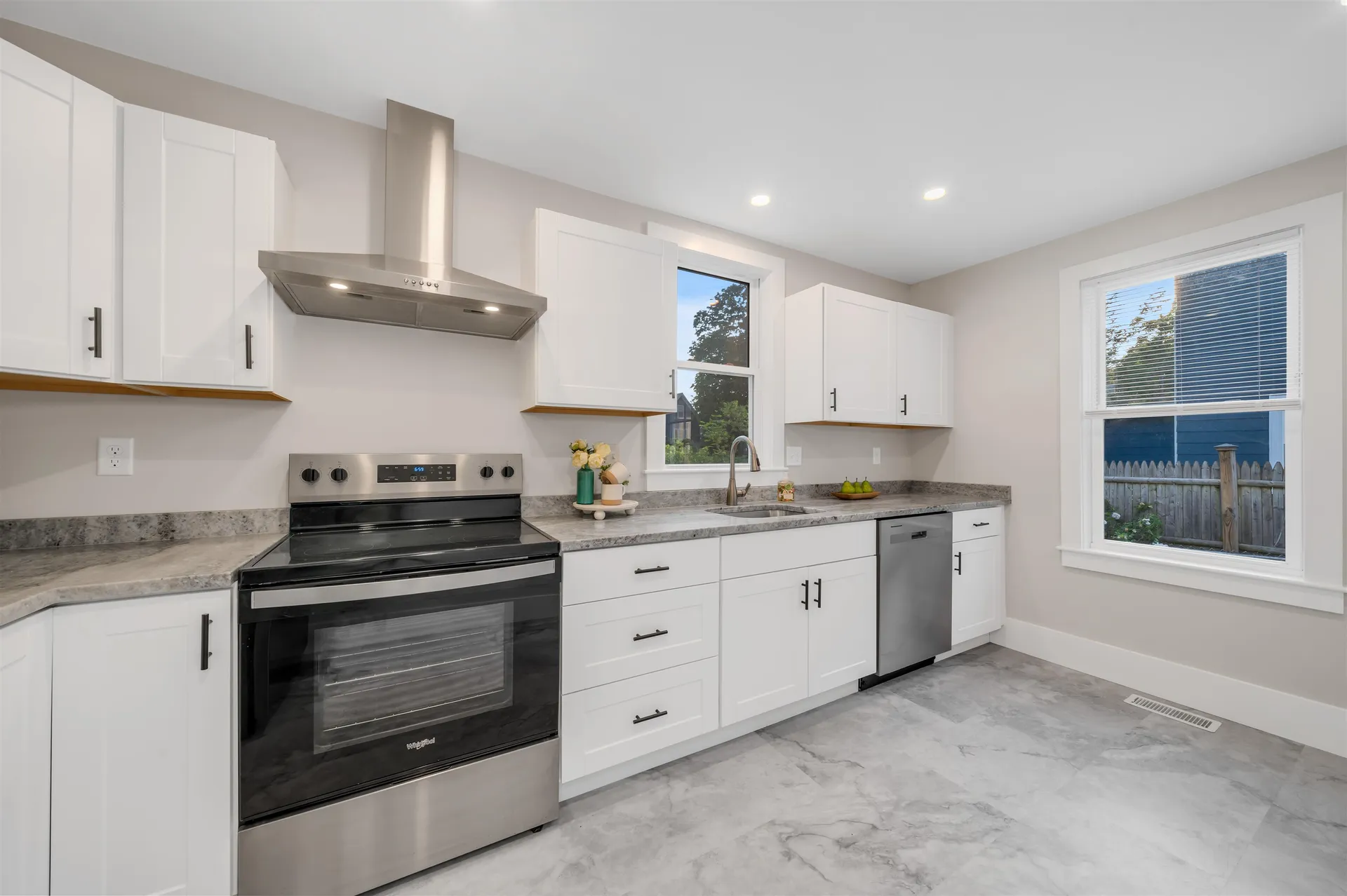16 Chestnut Street Newburyport MA 01950
