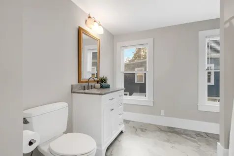 16 Chestnut Street Newburyport MA 01950