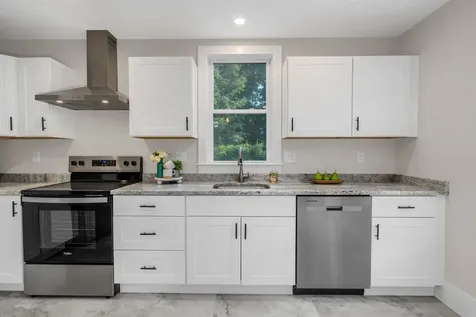 16 Chestnut Street Newburyport MA 01950