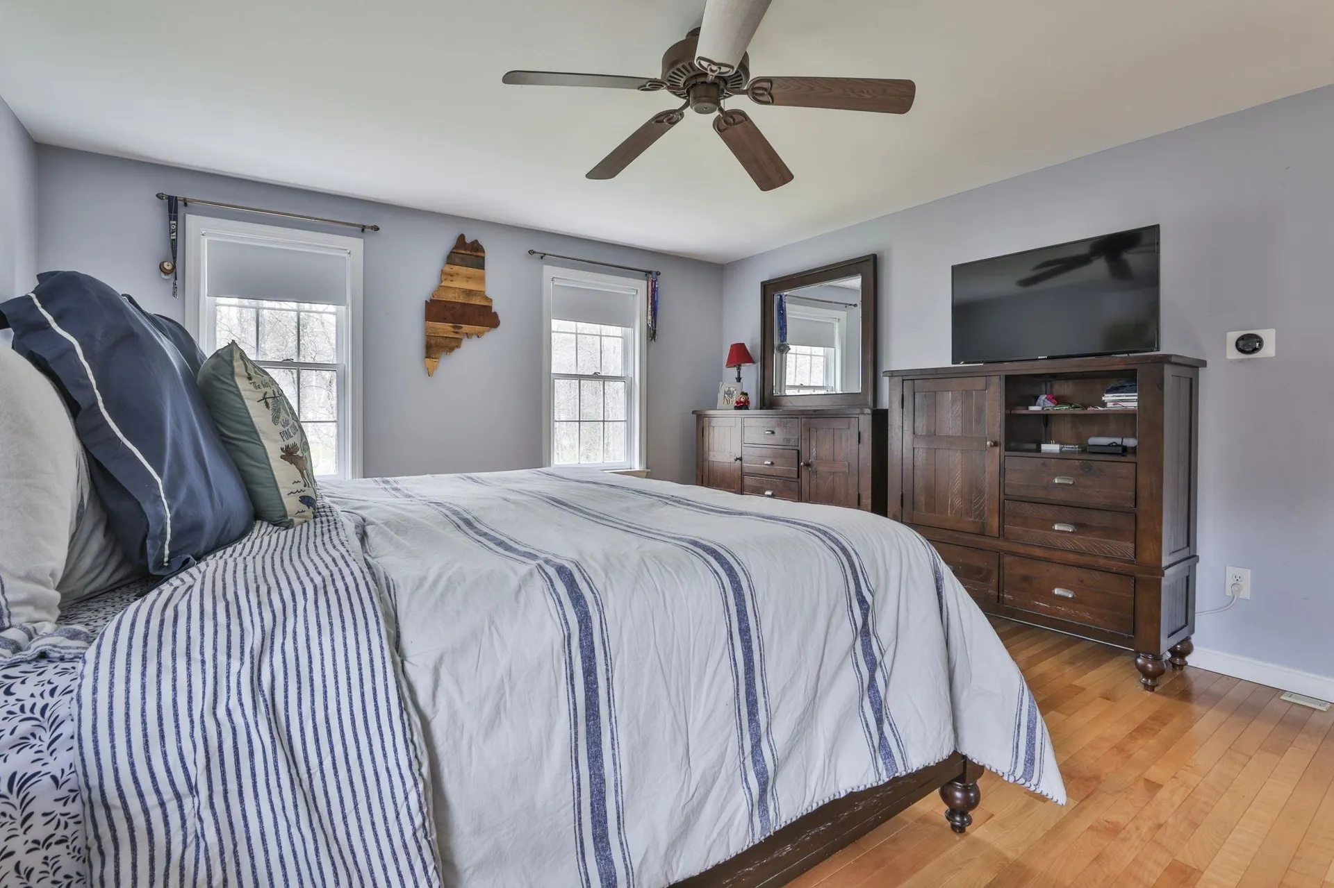 7 Drake Lane Derry NH 03038
