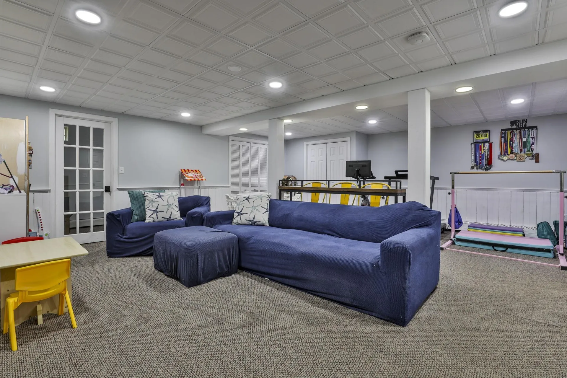 7 Drake Lane Derry NH 03038