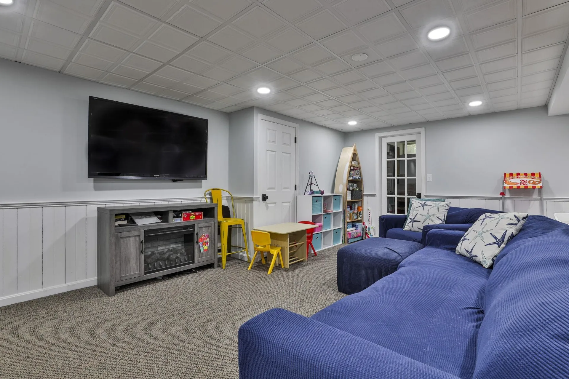 7 Drake Lane Derry NH 03038