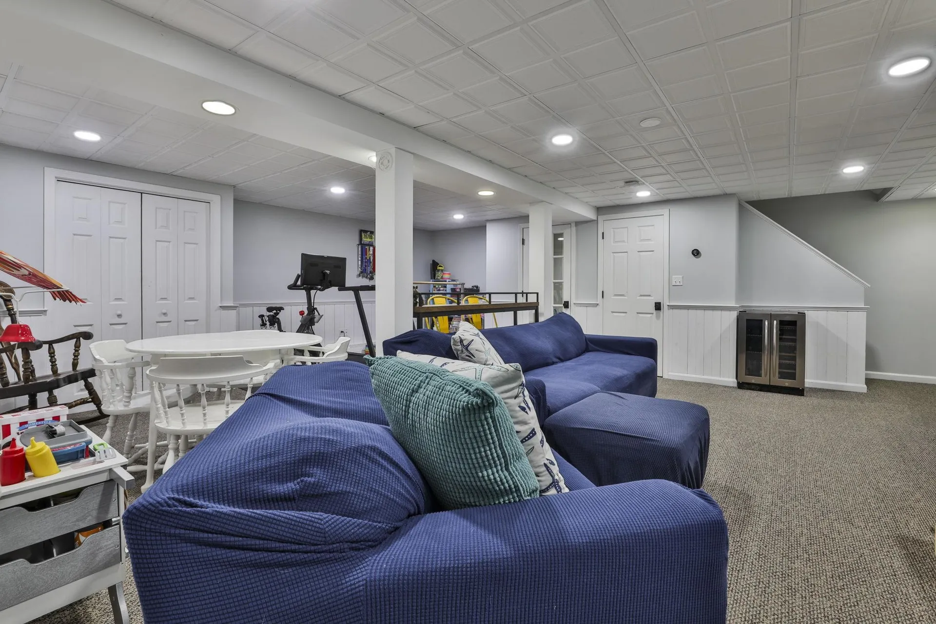 7 Drake Lane Derry NH 03038