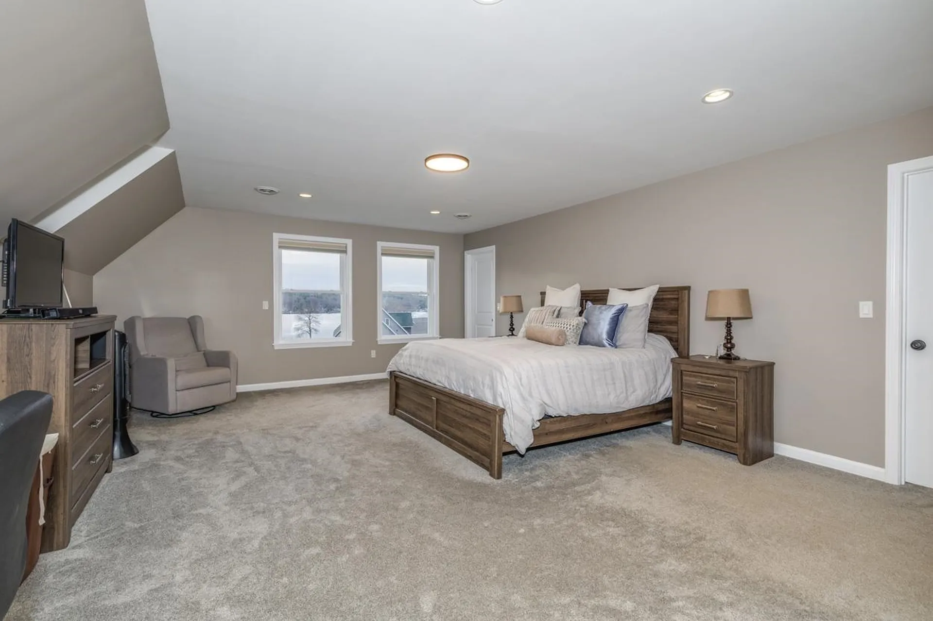 23 Sun Lake Drive Belmont NH 03220