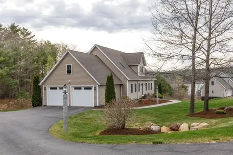23 Sun Lake Drive Belmont NH 03220
