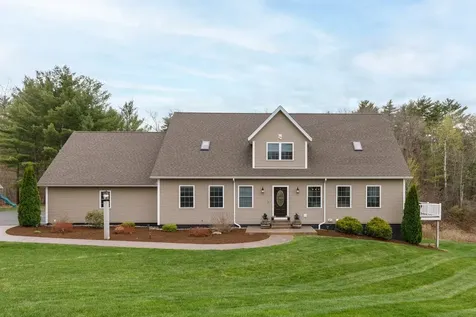 23 Sun Lake Drive Belmont NH 03220