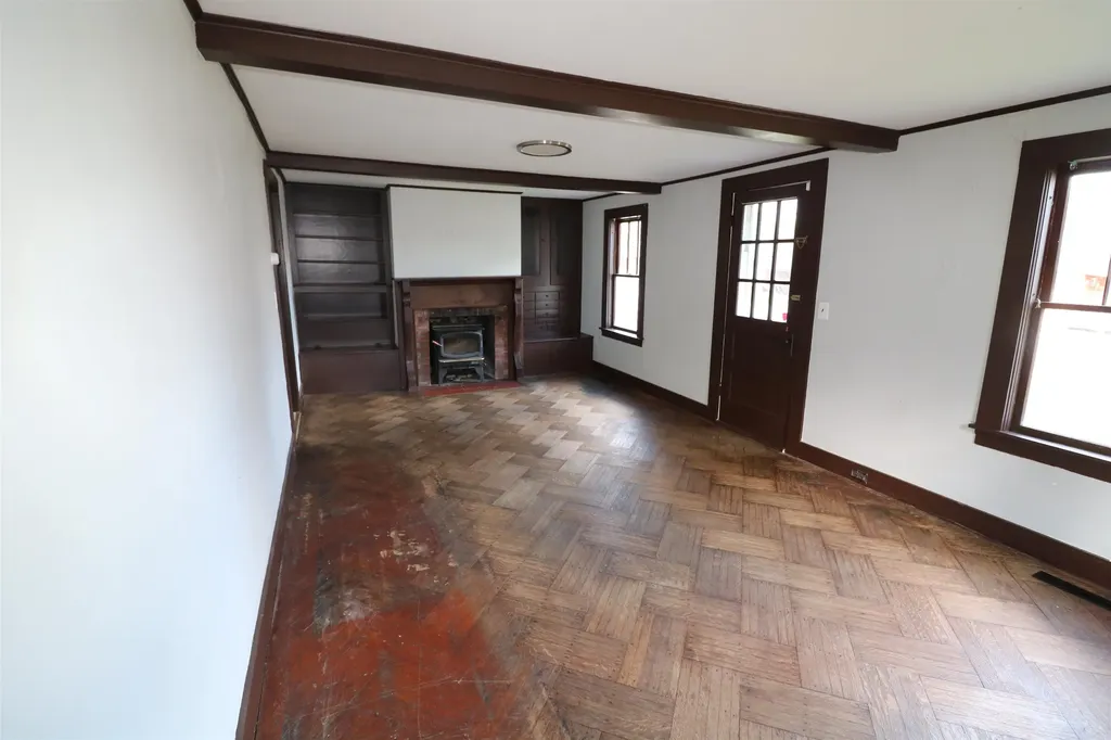 73 North Street Jaffrey NH 03452