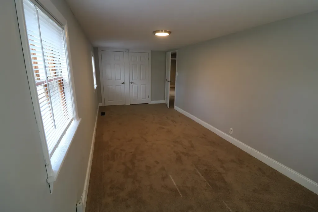 73 North Street Jaffrey NH 03452