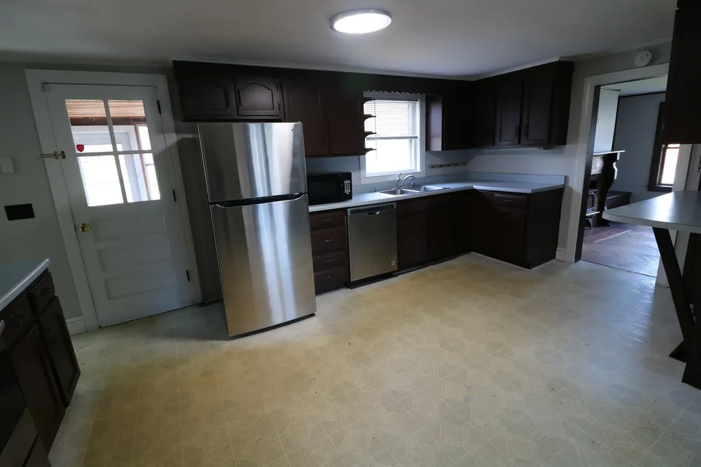 73 North Street Jaffrey NH 03452