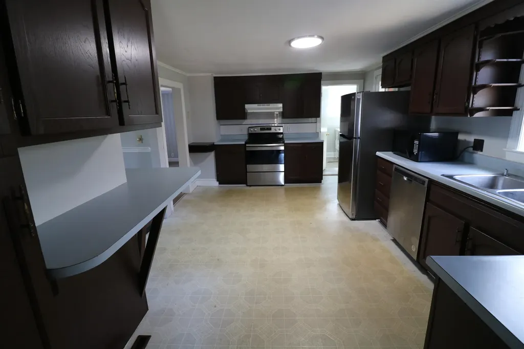 73 North Street Jaffrey NH 03452