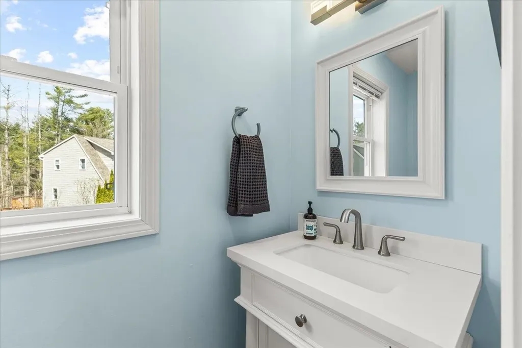 16 Joseph Lane Essex VT 05452