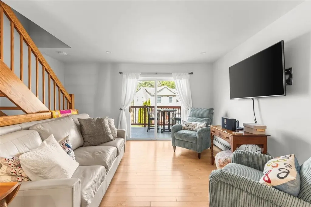 16 Joseph Lane Essex VT 05452
