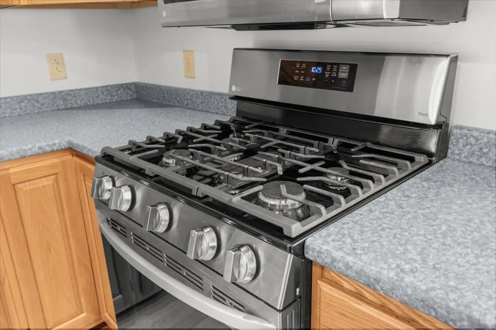 16 Joseph Lane Essex VT 05452