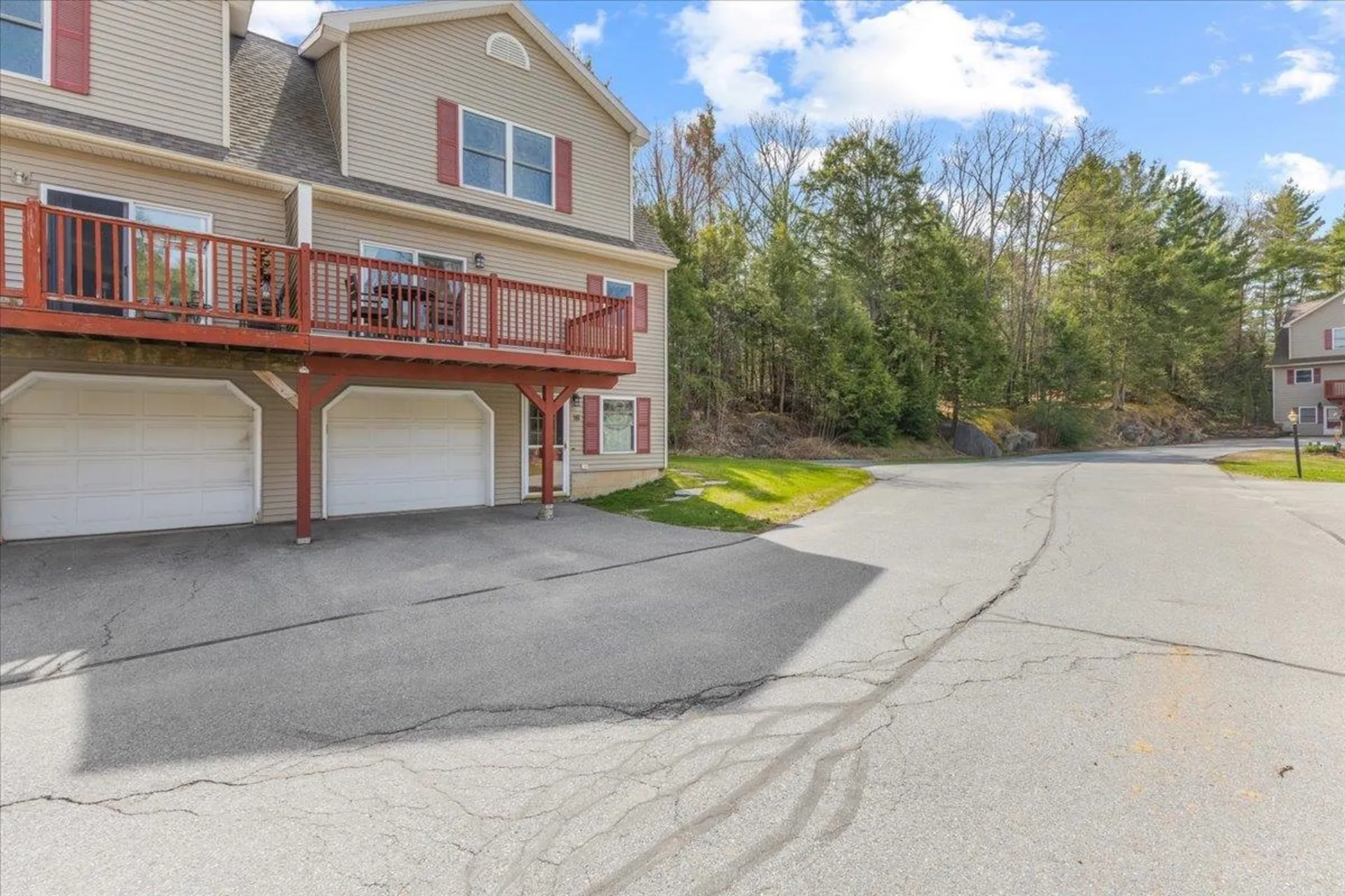 16 Joseph Lane Essex VT 05452