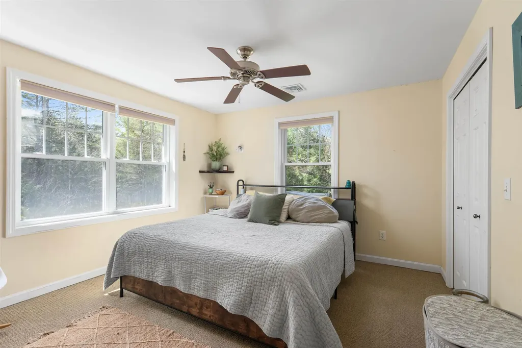 208 Benjamin Wentworth Drive Tamworth NH 03817