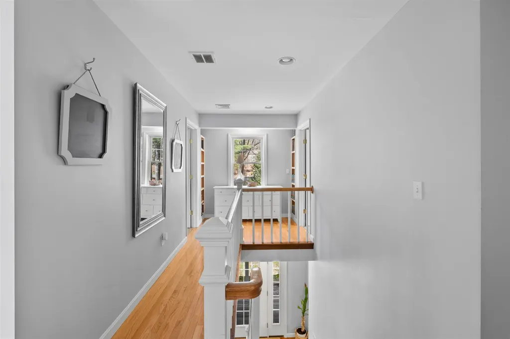 208 Benjamin Wentworth Drive Tamworth NH 03817
