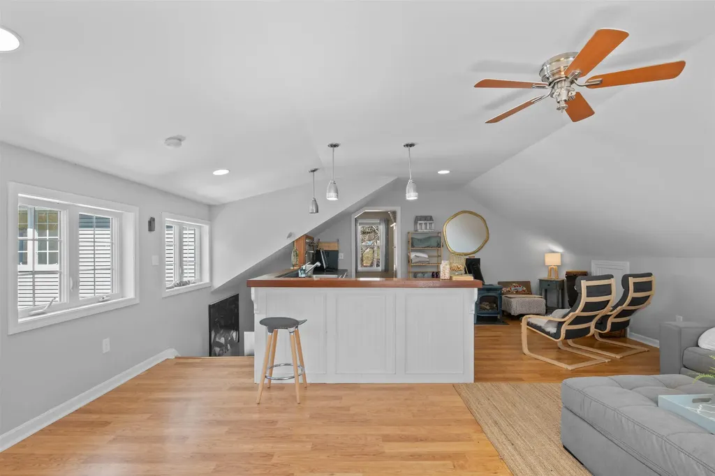 208 Benjamin Wentworth Drive Tamworth NH 03817