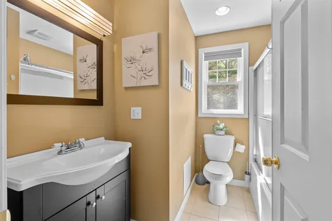 208 Benjamin Wentworth Drive Tamworth NH 03817