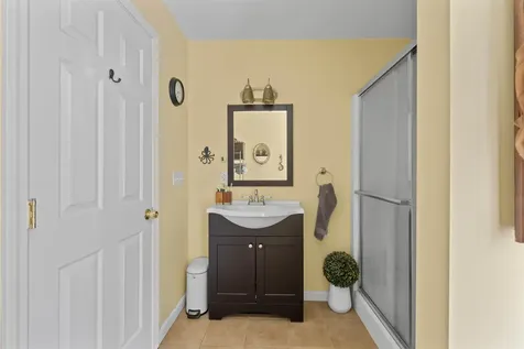 208 Benjamin Wentworth Drive Tamworth NH 03817