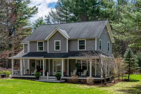 208 Benjamin Wentworth Drive Tamworth NH 03817