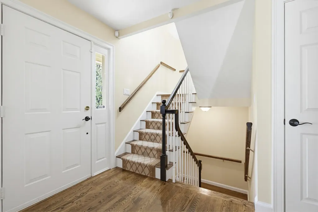 9 Pebble Beach Drive Bedford NH 03110