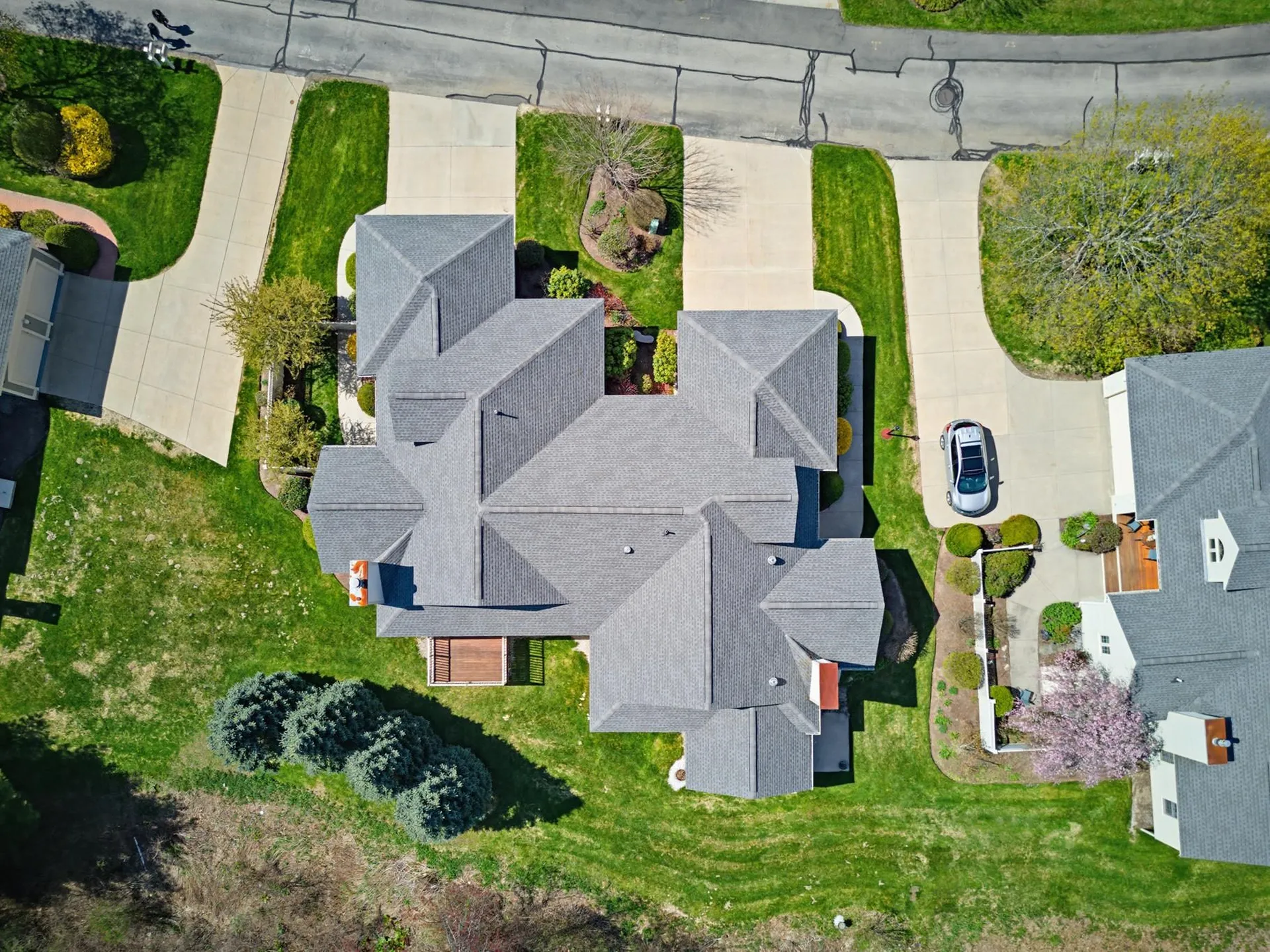 9 Pebble Beach Drive Bedford NH 03110
