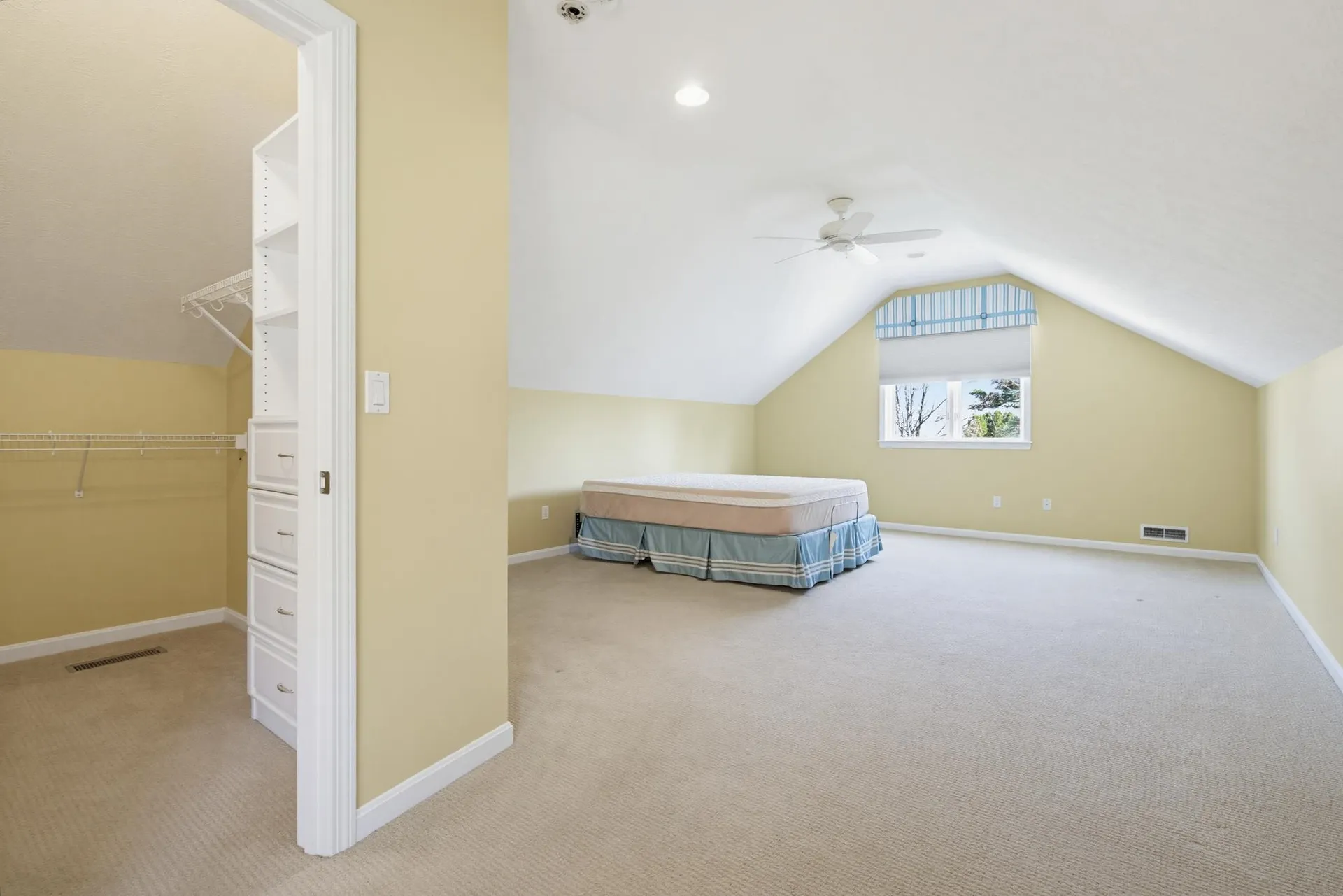 9 Pebble Beach Drive Bedford NH 03110