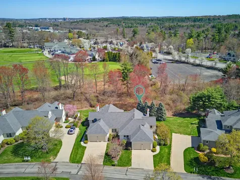 9 Pebble Beach Drive Bedford NH 03110