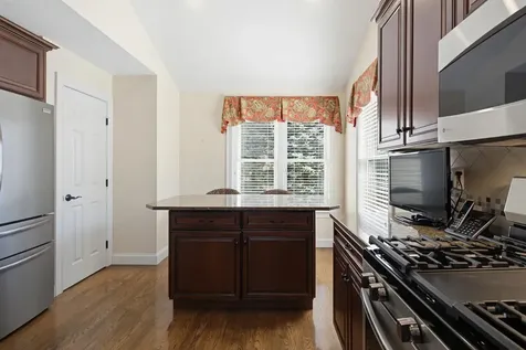 9 Pebble Beach Drive Bedford NH 03110