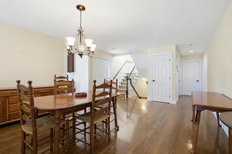9 Pebble Beach Drive Bedford NH 03110